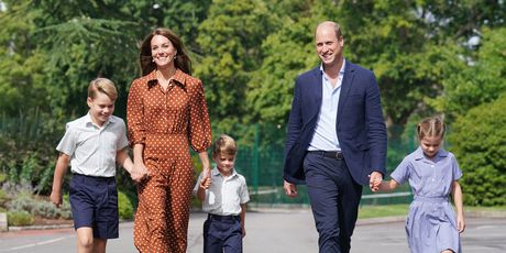 Princ William i Kate Middleton s djecom
