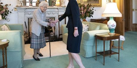 Kraljica i premijerka