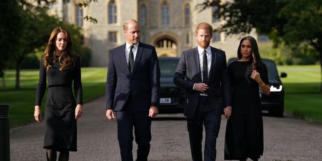 Kate Middleton, princ William, princ Harry, Meghan Markle - 1