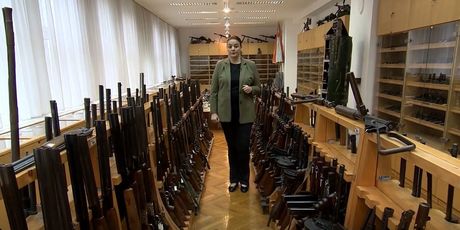 Ivana Pezo Moskaljov i oružje
