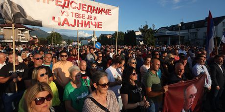 Prosvjed podrške Miloradu Dodiku - 3