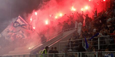 Navijači na Opus areni