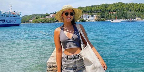 Antonia Dora Pleško - 3