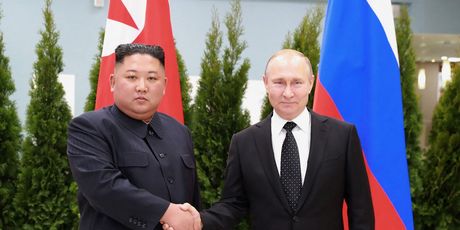 Kim Jong Un i Vladimir Putin