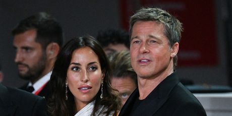 Brad Pitt i Ines de Ramon - 10