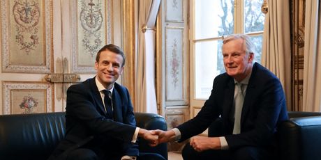 Francuski predsjednik Emmanuel Macron imenovao je za premijera imenovao Michela Barniera - 1