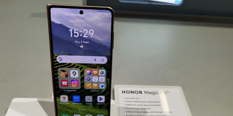 Honor Magic V3