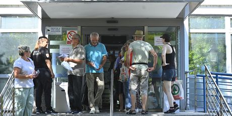 Gužve pred zagrebačkom plinarom - 1