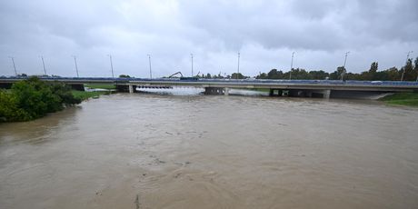 Sava se izlila iz korita u Zagrebu - 5