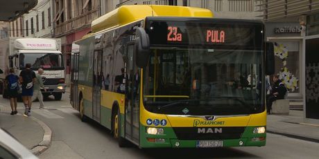 Autobus - 2