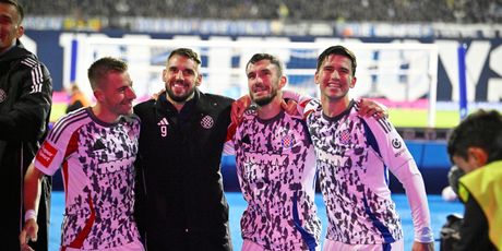 Hajduk slavi na Maksimiru