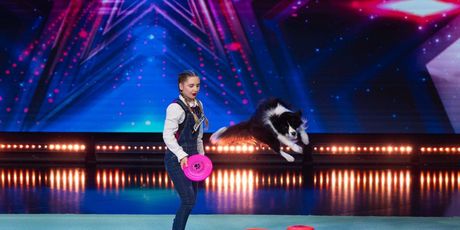 Eva Obad i pas Bura, Supertalent - 22