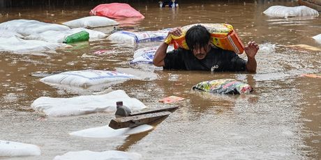 Poplave u Kathmanduu u Nepalu - 2