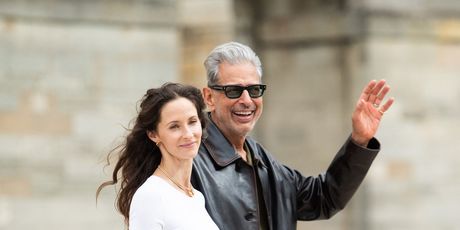 Jeff Goldblum i Emilie Livingston - 21