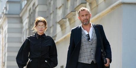 Ella Dvornik s odvjetnikom - 2