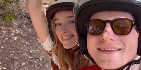 Ed Sheeran i Phoebe Dynevor