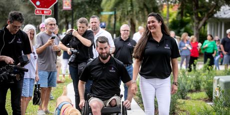 Gary Sinise - zaklada