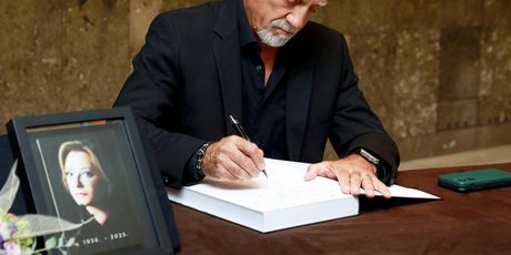 Nikša Bratoš, komemoracija Gabi Novak