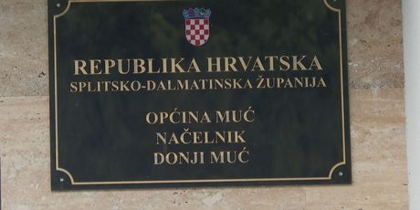 Muć