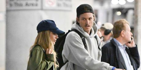 Margot Robbie i brat Cameron Robbie - 3