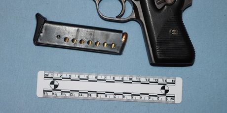 Oružje pronađeno kod 25-godišnjaka - 4