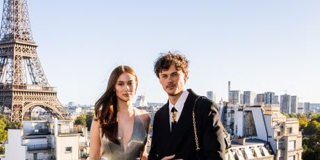 Lola Tung, Christopher Briney