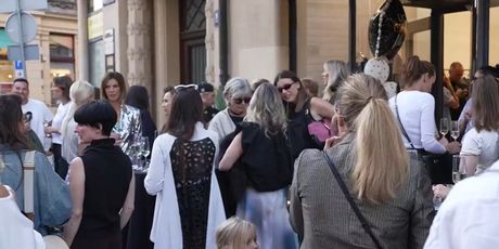 In Magazin: LexAlexa - 4