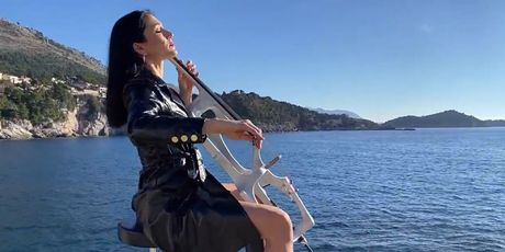 In Magazin: Ana Rucner - 2