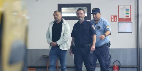 Privođenje Ognjena Krznarića