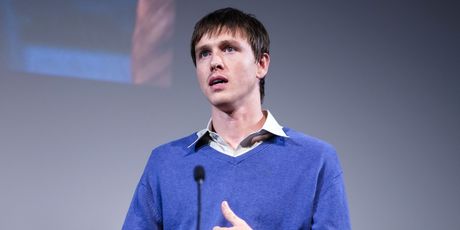 Harris Dickinson - 7