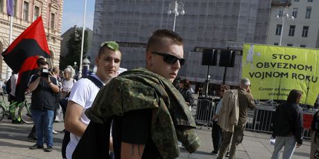 Prosvjed protiv obveznog vojnog roka - 3