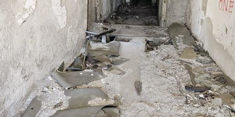 Bivša vojna baza Panos na Velebitu - 4