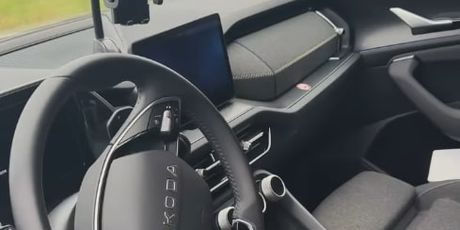 Auto Elle Dvornik - 1