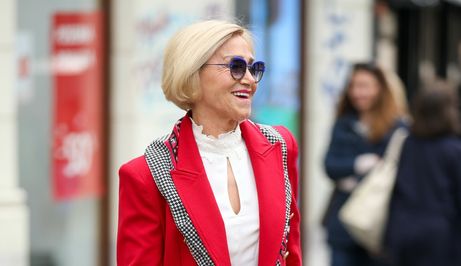 Ulična moda Zagreb vatreno crveni odjevni komadi 2026- - 1