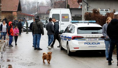 Pucnjava u naselju Sitnice