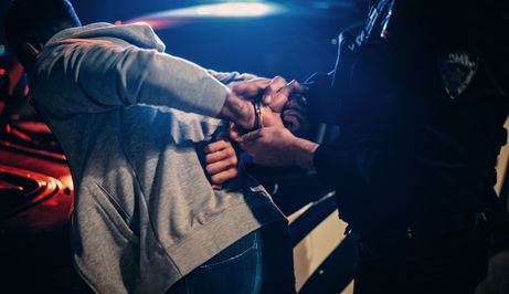 Ilustracija: uhićenje