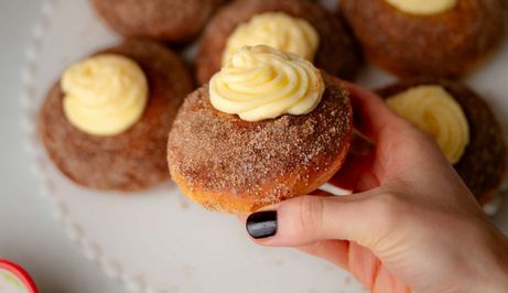 Cimet rolice punjene vanilijom Mateje Kobeščak