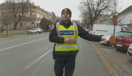 Policija