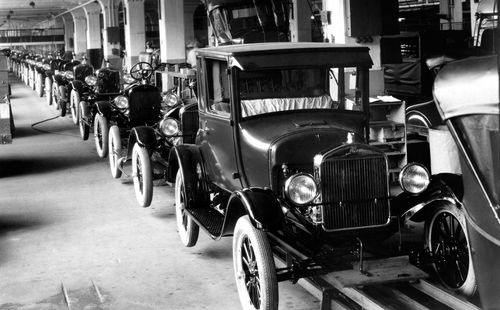 Kratka povijest automobila