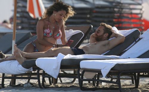 Vruća mama koja se seksa