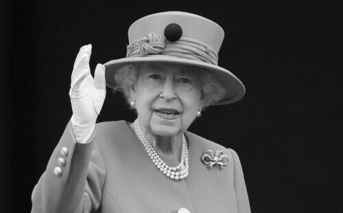 Preminula kraljica Elizabeta II.: Ujedinjeno Kraljevstvo tuguje