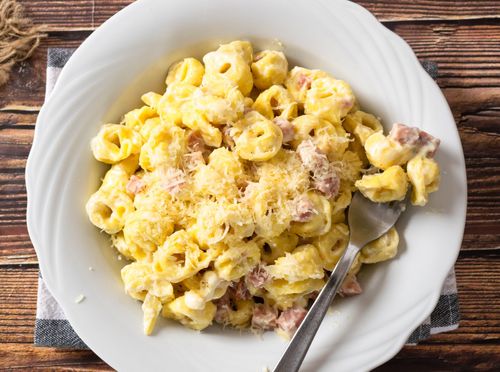 Tortellini u kremastom umaku