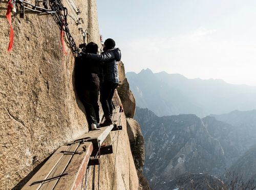 Plank Walk in the Clouds, Huashan, Kina - 5