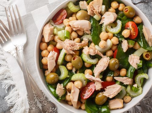 Salata od tune i slanutka