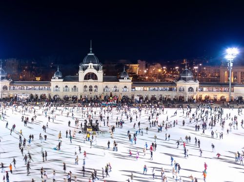 Klizalište City Park Ice Rink u Budimpešti