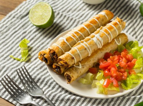 Hrskave tortilje punjene piletinom i sirom