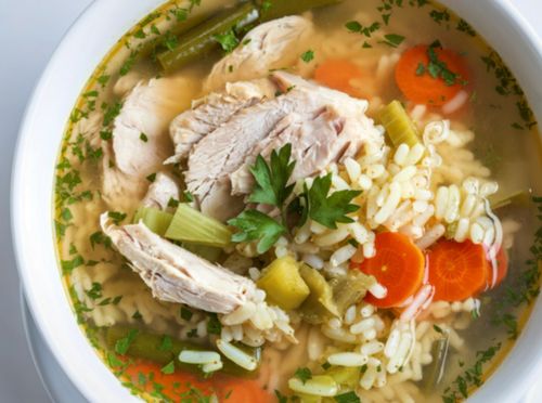 Pileća juha s rižom