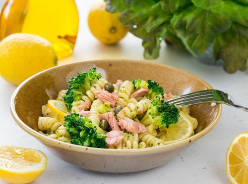 Tjestenina s tunom i brokulom