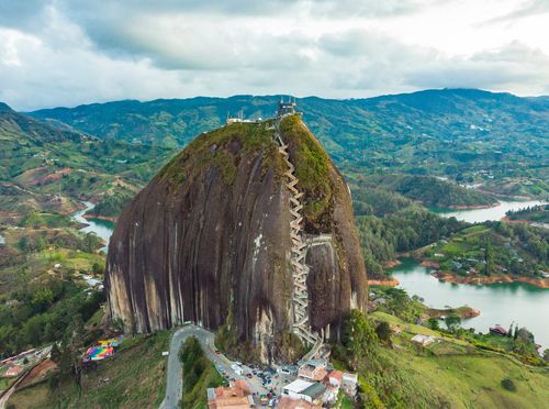 Stijena El Peñón de Guatapé u Kolumbiji - 2