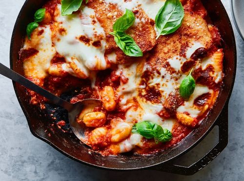 Piletina s parmezanom i njokima